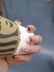 -丫丫NAIL日式自助美甲美睫沙龙