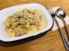 -HELLO 27 意面·沙拉·帕尼尼