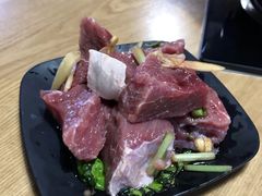 刀叉坨坨牛肉-陆记牛庄·碳锅龙虾烧烤(爱上花园店)