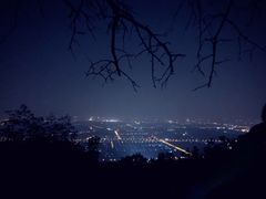 -鬼笑石后山停车场