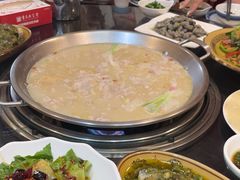 -老来福·非遗酸汤兔(凯旋路店)