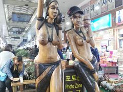 -西归浦每天偶来市场