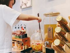 -成都你六姐·牛肉冒菜(上海环宇荟店)