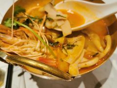 -美奈小馆·越南料理(中航城君尚购物中心店)