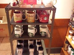 零售区-星巴克(广州淘金路店)