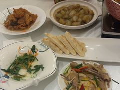 -回府君悦·疆派传承菜(西虹路店)