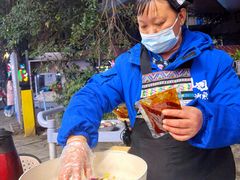 -刘姐啤酒鱼民族演艺餐厅(西街总店)