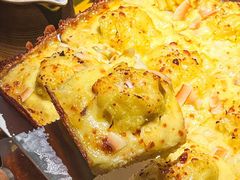-Dragon Pizza•圆脸龙披萨·牛排餐厅