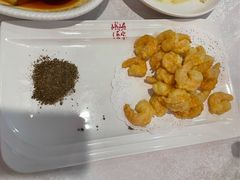 软炸虾仁-峨嵋酒家(王府井店)