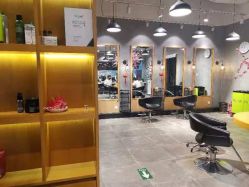 -时尚殿堂明星门店