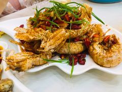 -覃记海鲜美食餐厅