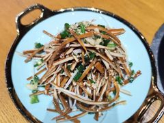 -郭婆婆疯子鸡·土货江湖菜馆