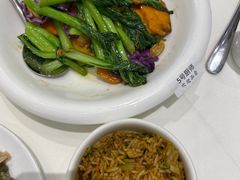 -万龙洲海鲜(大兴绿地缤纷城店)