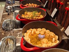 -广州万富希尔顿酒店·感趣自助餐厅·金秋蟹宴生蚝海鲜刺身