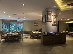 大堂-彩蝶谷美食廊·粤式经典南番顺·铁板烧烤泰风味(广州长隆酒店)