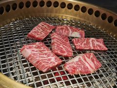 -铭牛烧肉·和牛海鲜自助(高新月牙湖店)