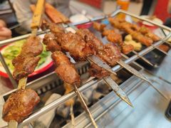 爆汁大油边-7只羊·鲜羊肉串·地锅鸡精酿(玄武墨香路店)