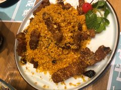 金牌蒜香骨-临界音乐酒馆·小龙虾·江湖菜(华熙LIVE·鱼洞店)