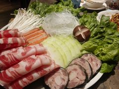 -三人行骨头王火锅(长寿店)