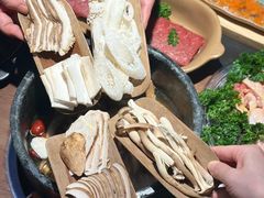 -芸山季·云南野生菌火锅(人民广场来福士店)