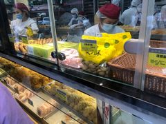 面包甜点陈列柜-鲍师傅糕点(春熙路店)