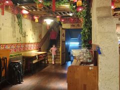 -靠山屯东北农家菜(八龙桥雅苑店)