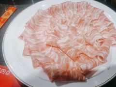 -宽板凳老灶火锅(台湾街店)