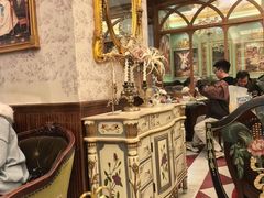 -秘密旅行Bonjour(黑金冠 江南西店)
