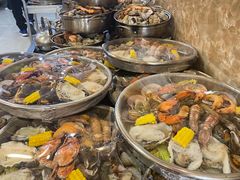 -鑫渔港海鲜本地菜·山海关浑锅(东戴河店)
