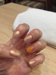-进巍美甲美睫店