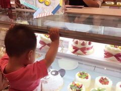-花花卷卷·鲜食蛋糕(静安久光百货店)