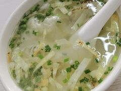 小馄饨-黄阿姨锅贴大王(万航渡路店)