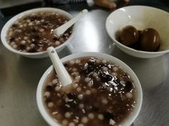 -芳婆糕团店(王府大街店)