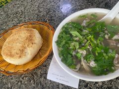 烧饼-清真喜兰老丁羊汤特色小吃