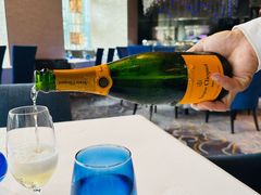 -AZUR聚(香格里拉饭店)