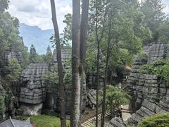 -梭布垭石林景区