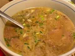 猪血汤-聚鑫朋酸菜肥肠(文艺路口店)
