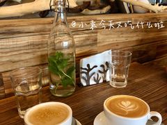 特浓平白咖啡-Common Table · Brunch & Coffee