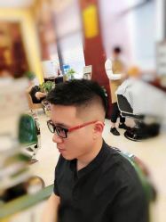 -尼特斯男士发型馆