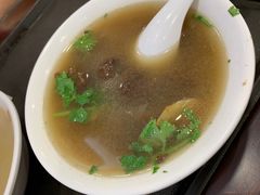 -聚德华天护国寺小吃(甜水园店)