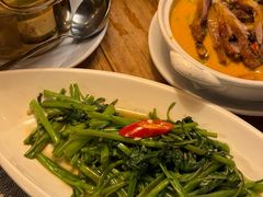 -Phensiri Thai Restaurant
