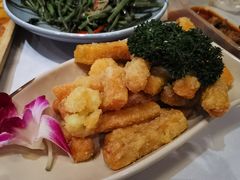 虾仁蛋黄焗南瓜-胡桃里音乐酒馆(下沙店)