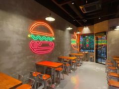 -牛纽塔·牛人堡(群众路店)