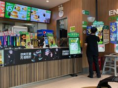 -德克士(哈西客站店)
