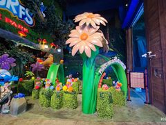 -蓝精灵乐园·世茂精灵之城主题乐园