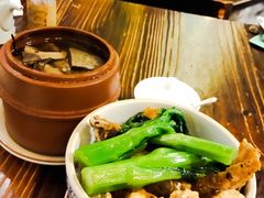 鸡骨草炖猪横利-黄祥华养生堂·炖汤·营养蒸饭(岭南天地店)