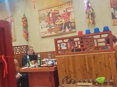 -袁小二大东北铁锅炖(吉祥村总部)