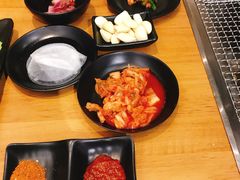 小菜-肉甲韩国木炭烤肉(新壹街1店)