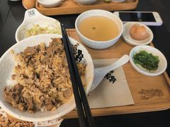 -熊吞·大碗丼烧肉饭(济宁万达广场店)