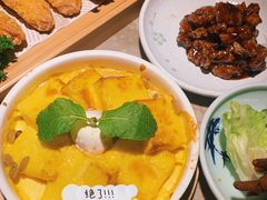 -新白鹿餐厅(金鹰新街口店)